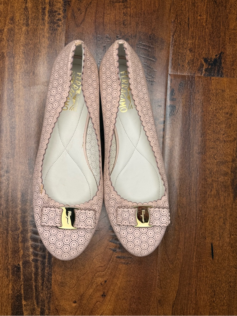 Salvatore Ferragamo Blush Pink Laser-Cut Vara Bow Flats - Picture 6 of 7